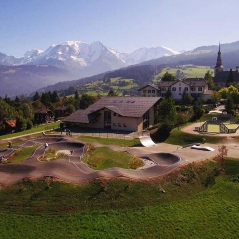 Chalet récent vue panoramique sur le MONT-BLANC - Chalet 3 Chambres - 28