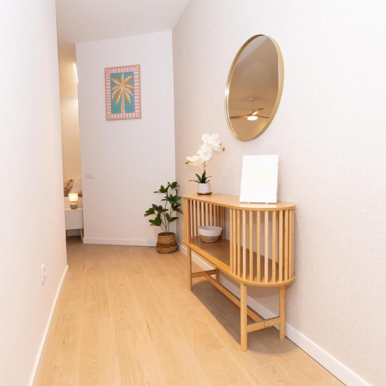 Apartment Casa Novi - Close to Beach, City Center & Metro - Deluxe One-Bedroom Apartment - 14