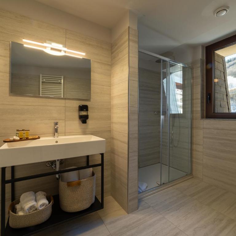 Riserva Bianca Limone Hotel & SPA - Suite con Vista Montagna - 6