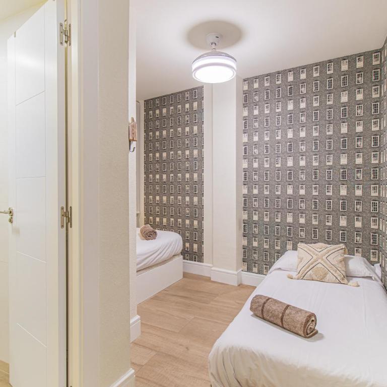 Apartamento Plaza del Pilar - Two-Bedroom Apartment - 20