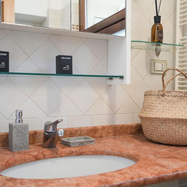 Mazzini Apartment, terrace & river view - Two-Bedroom Apartment - 17