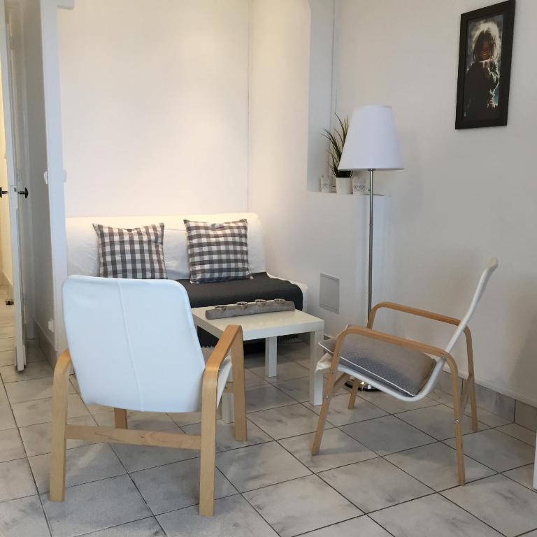 Amazing View Port Golfe-Juan and Garage - Studio - Vue sur Mer - 11