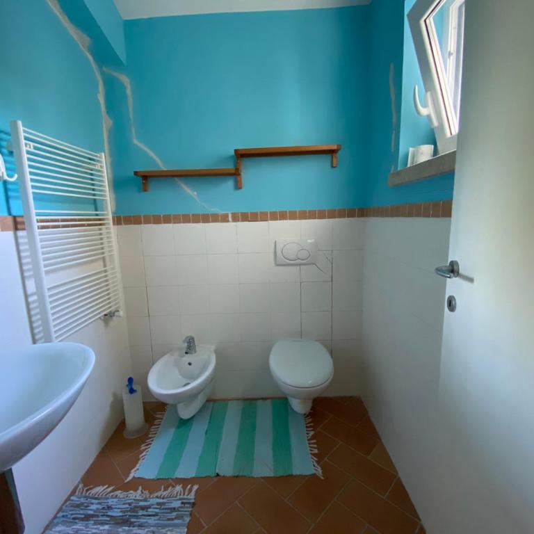 Villa trilocale CON SPIAGGIA E PISCINA incluse - Taunus Vacanze Villa Primule - Casa con 2 Camere da Letto - 4