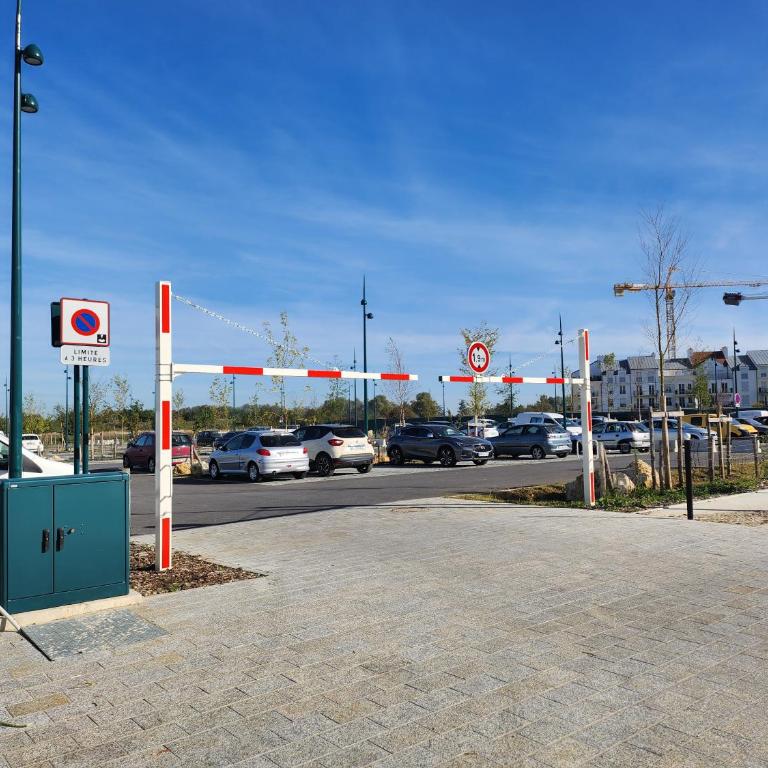 *New* Céleste Appart 6 Pax 5 min Disney - Appartement 2 Chambres - 49