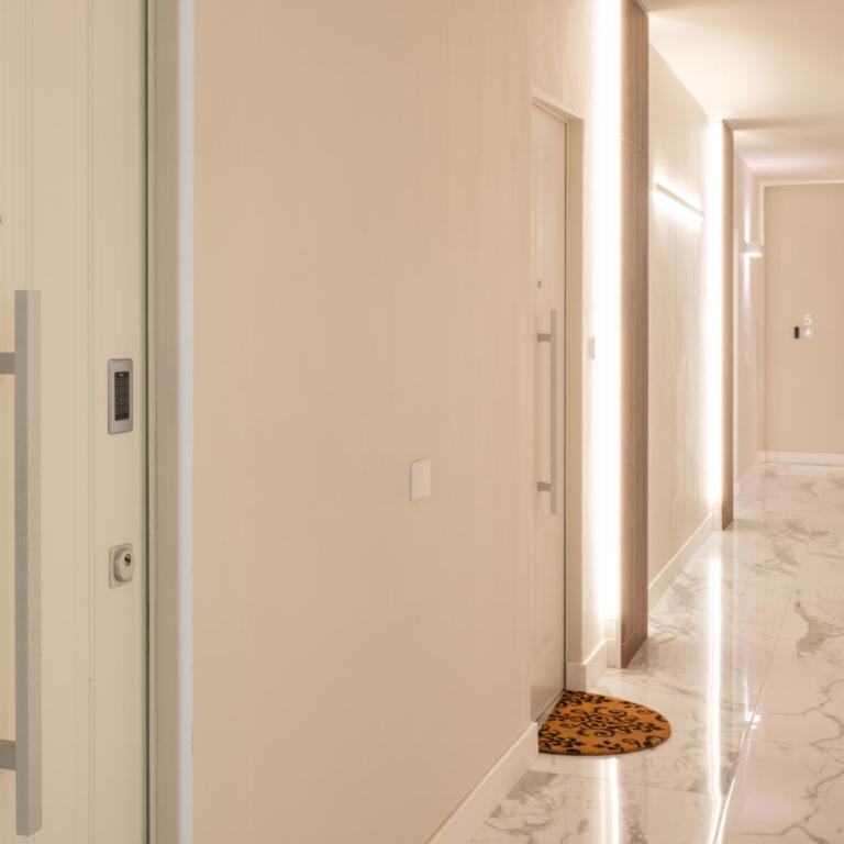 Lagrange Turin Suites, nel punto più esclusivo di Torino - Apartment with Balcony - 8