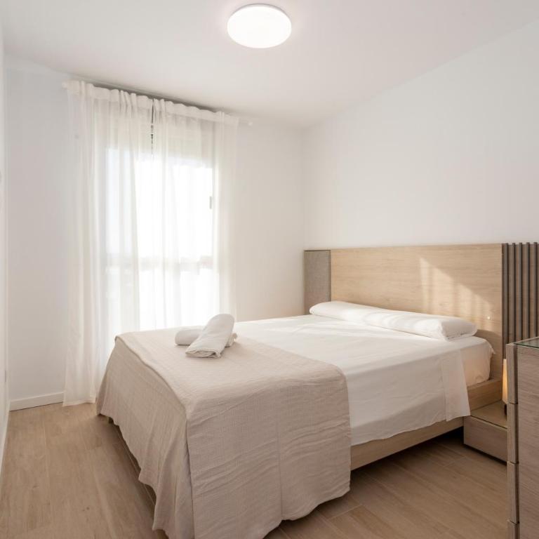 Marina Real II Atico by BookinDenia - Two-Bedroom Apartment - 18