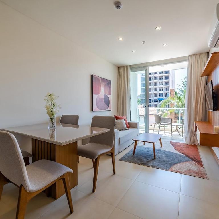 206 Emerald! Boutique Building - Walk to the Shopping del Sol! - One-Bedroom Apartment - 11