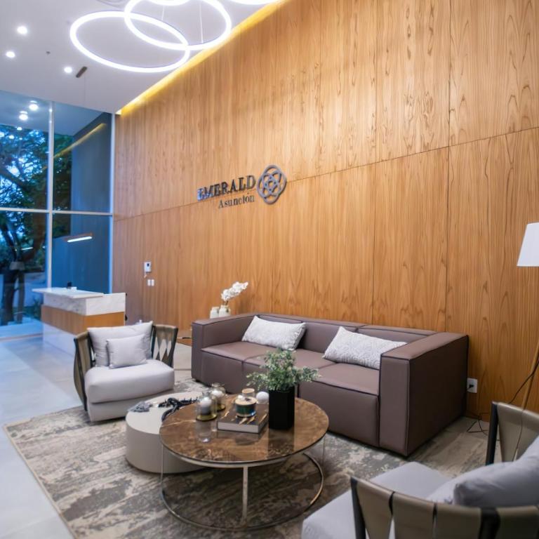 206 Emerald! Boutique Building - Walk to the Shopping del Sol! - One-Bedroom Apartment - 24
