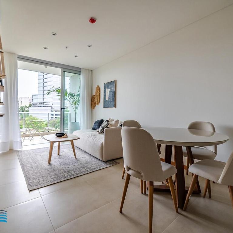 301 Emerald! Boutique building steps from the Shopping del Sol! - One-Bedroom Apartment - 6