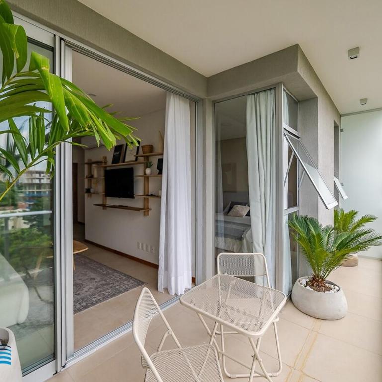 301 Emerald! Boutique building steps from the Shopping del Sol! - One-Bedroom Apartment - 9