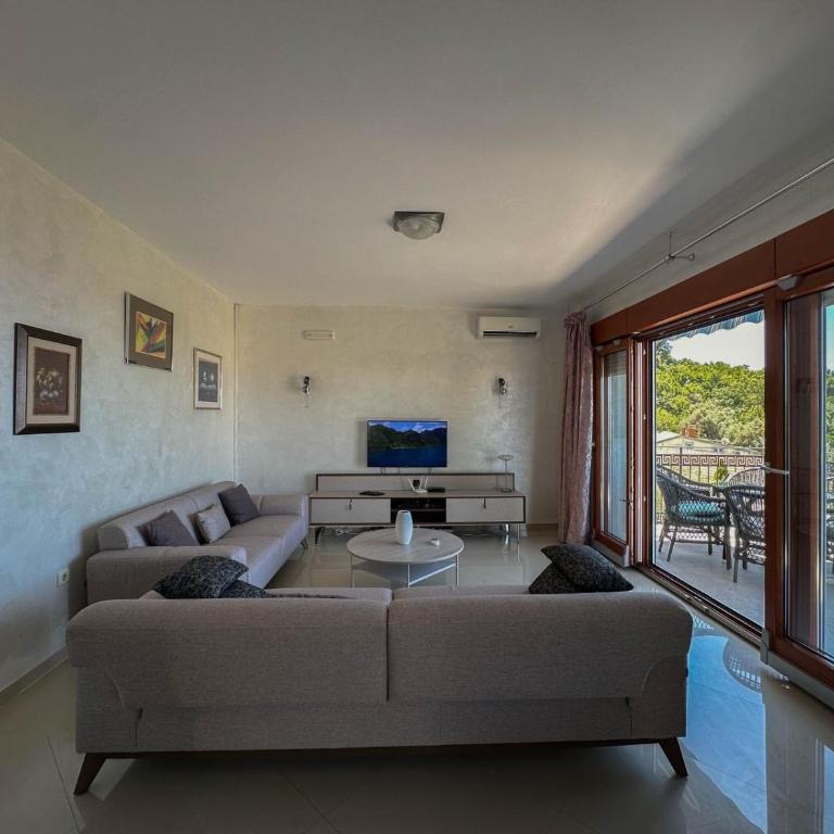 Olive Residence Rezevici - Apartman sa 3 Spavaće Sobe i Pogledom na More - 20