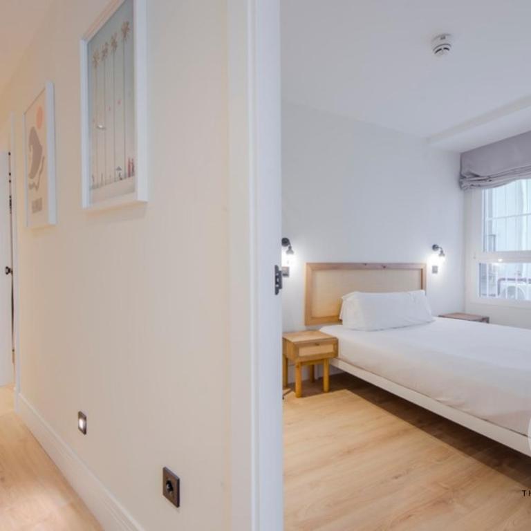 Malasaña Escapada para 6 , descubre San Bernardo 20 E3 - Apartamento de 2 dormitorios - 19