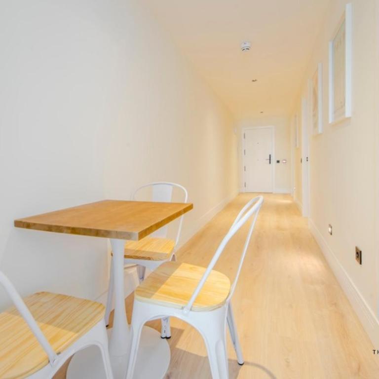 Malasaña Escapada para 6 , descubre San Bernardo 20 E3 - Apartamento de 2 dormitorios - 11