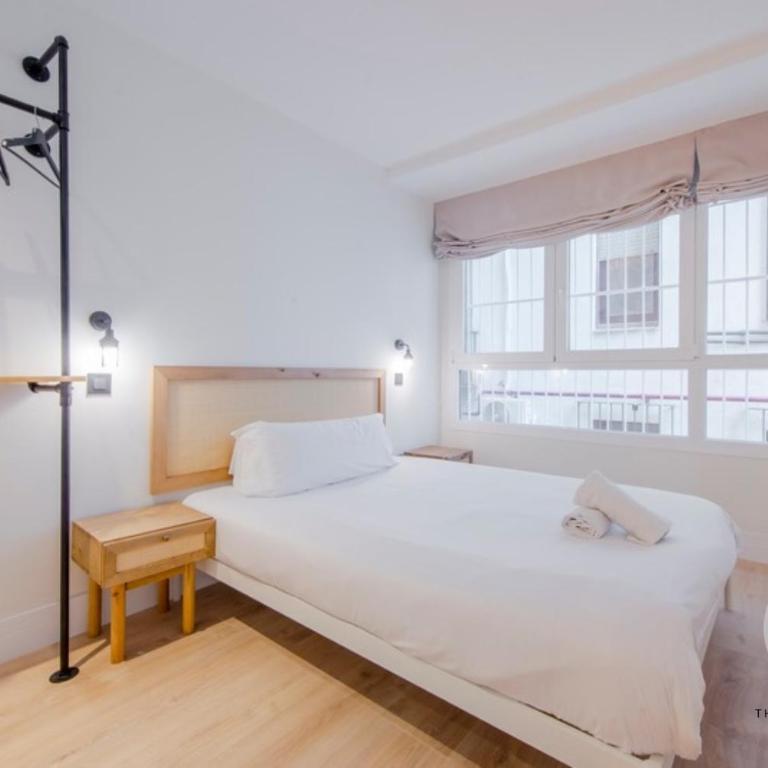 Malasaña Escapada para 6 , descubre San Bernardo 20 E3 - Apartamento de 2 dormitorios - 26