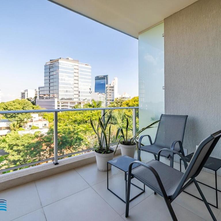 302 Emerald! Brand new and steps from the Shopping del Sol! - Two-Bedroom Apartment - 27