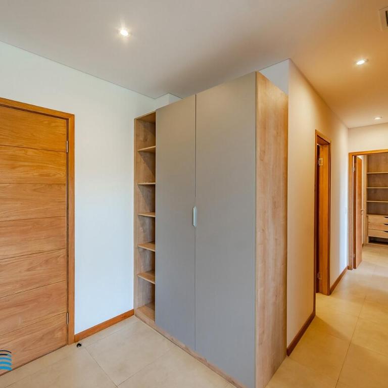 303 Emerald! Nuevo Steps away from the Shopping del Sol! 90 m2 y Gge - Apartamento de 2 dormitorios - 32