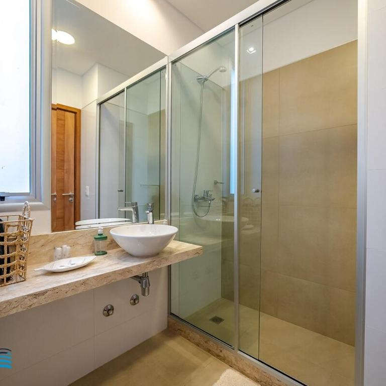 305 Emerald! Boutique building steps away from the malls! - Two-Bedroom Apartment - 14