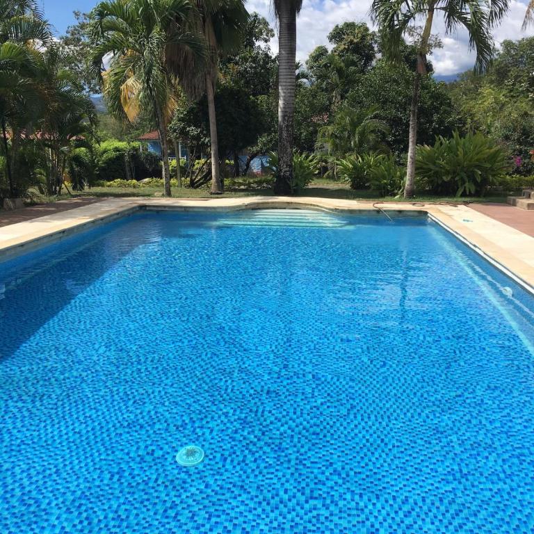 Casa Manatí Chambu San Joaquin - Casa de 3 dormitorios - 2