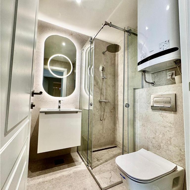 Vracar-Luxury Penthouse - Three-Bedroom Loft Apartment - 19