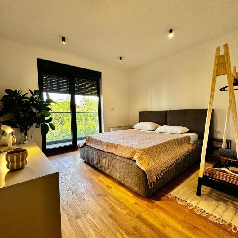 Vracar-Luxury Penthouse - Three-Bedroom Loft Apartment - 17