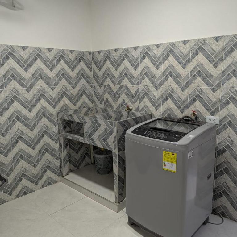APARTAMENTO SUPREMAMENTE ESPACIOSO Cali 2do piso - Apartamento - 18