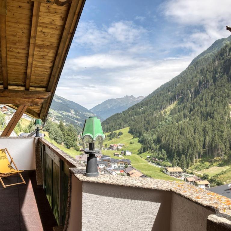 Hotel Edelweiß-Schlössl - Einzelzimmer mit Queensizebett - 1