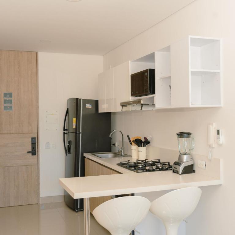 Apartamentos Luxury Frente al Mar - AR Rentals - Apartamento de 1 dormitorio con balcón y vistas a la montaña - 4