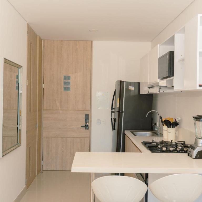 Apartamentos Luxury Frente al Mar - AR Rentals - Apartamento de 1 dormitorio con balcón y vistas a la montaña - 10