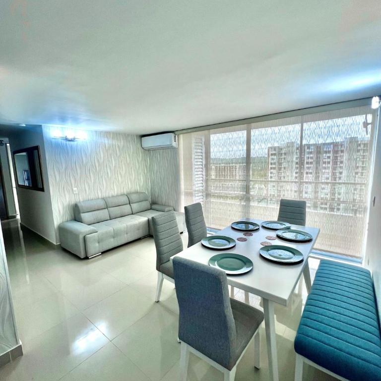 Nuevo apartamento de lujo con balcón wifi AC piscina - Apartamento de 3 dormitorios - 3