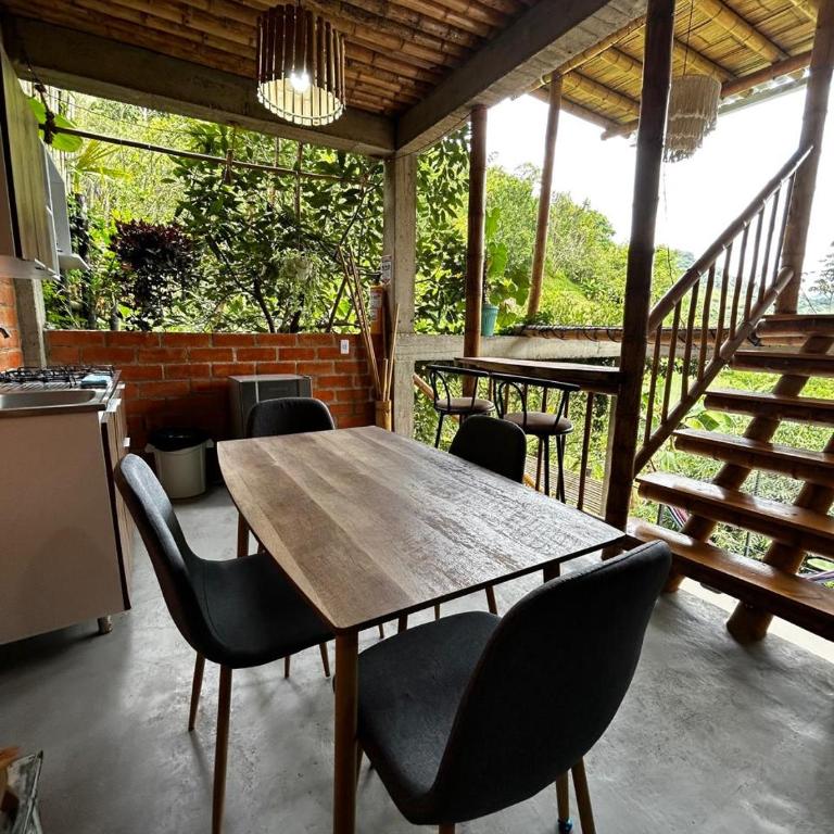 Cabaña campestre para parejas o grupos - Casa de 2 dormitorios - 15