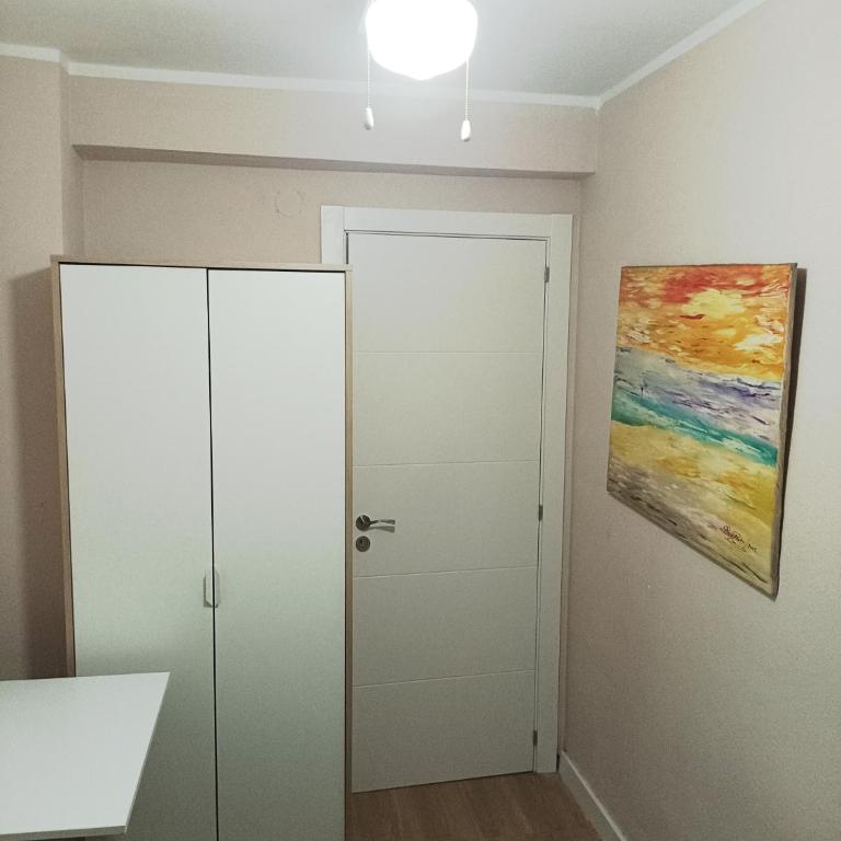 Habitaciones en Apartamento compartido DELICIAS ROOM Cerca del Mar, Aeropuerto, Ave y Metro - Single Room - 2