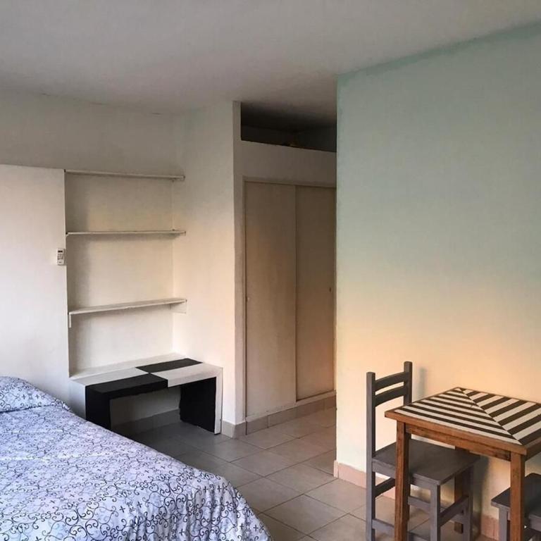 Apartamento-studio con baño - One-Bedroom Apartment - 1