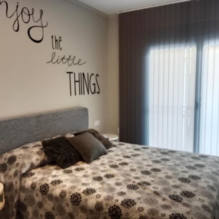 Piso con piscina y parking - Apartamento de 2 dormitorios - 12