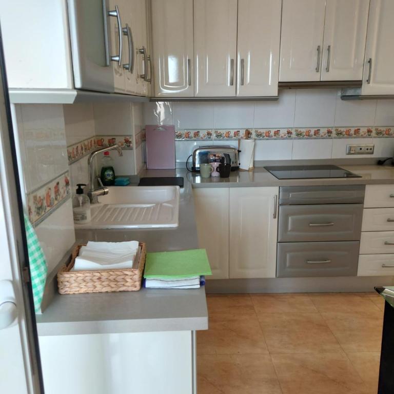 Apartamento en Alicante, Plaza de España, zona Mercado, AA - Three-Bedroom Apartment - 32