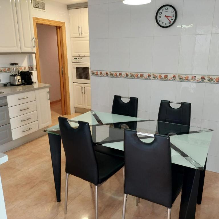 Apartamento en Alicante, Plaza de España, zona Mercado, AA - Three-Bedroom Apartment - 35