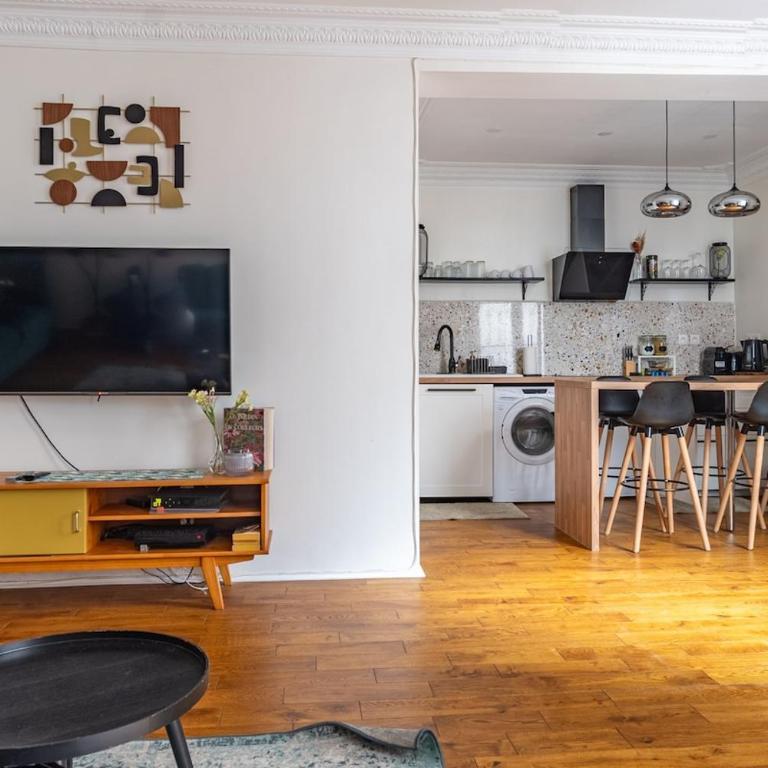 Appartement 2 étages Paris - Métro 9 Grands Boulevards - Folies Bergères - Appartement 1 Chambre - 4