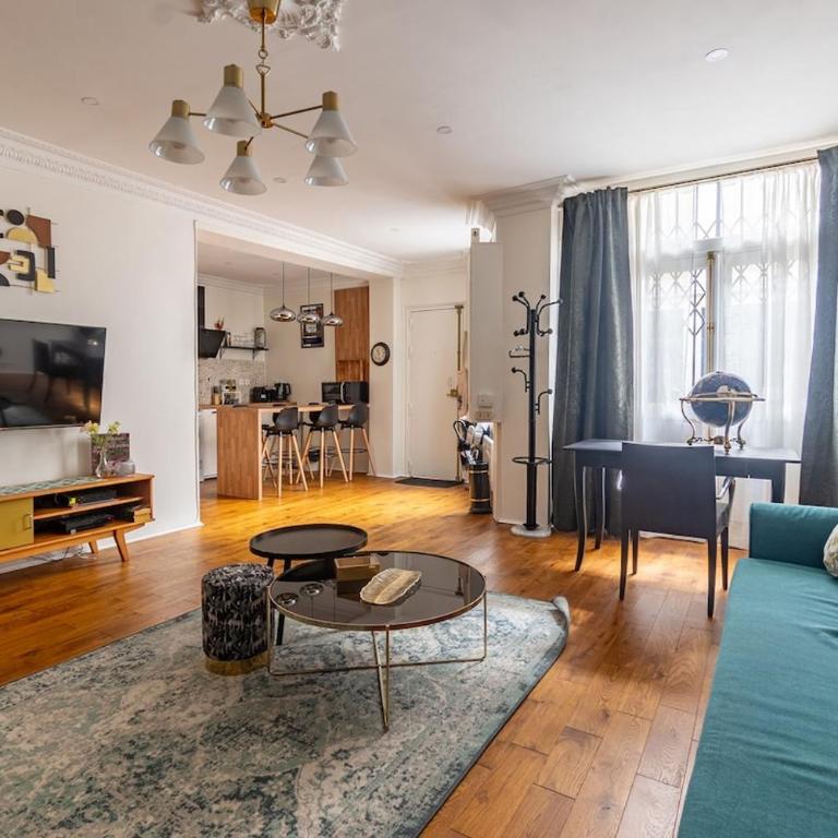 Appartement 2 étages Paris - Métro 9 Grands Boulevards - Folies Bergères - Appartement 1 Chambre - 6