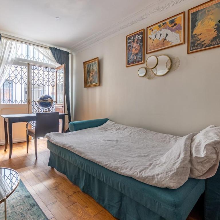 Appartement 2 étages Paris - Métro 9 Grands Boulevards - Folies Bergères - Appartement 1 Chambre - 9