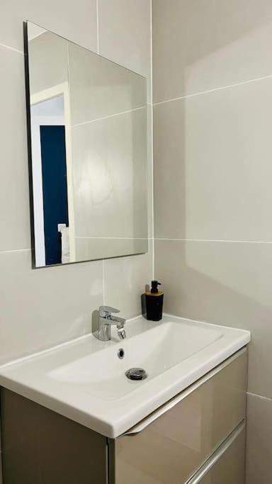 Suite Samourai - Balnéo - 10 min de la Plage - One-Bedroom Apartment - 10