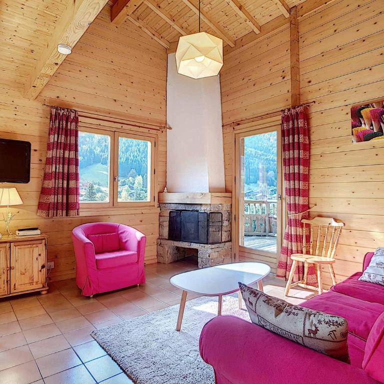 Demi-chalet confortable à La Clusaz - 6 pers, cheminée, wifi, animaux admis - FR-1-818-71 - Apartamento - 1