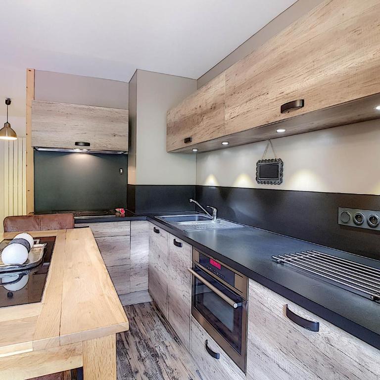 La Clusaz: Studio 4 pers, Balcon, Wifi, Animaux admis - FR-1-818-83 - Estudio - 4