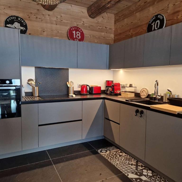 Chalet lumineux à Arêches-Beaufort avec terrasse et cuisine équipée - FR-1-342-332 - Appartement - 7