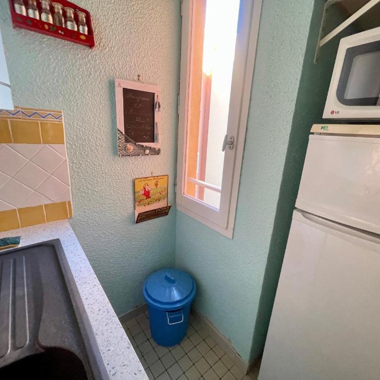 T2 Spacieux, Proche Plage, Parking Privé - FR-1-796-82 - Appartement - 12