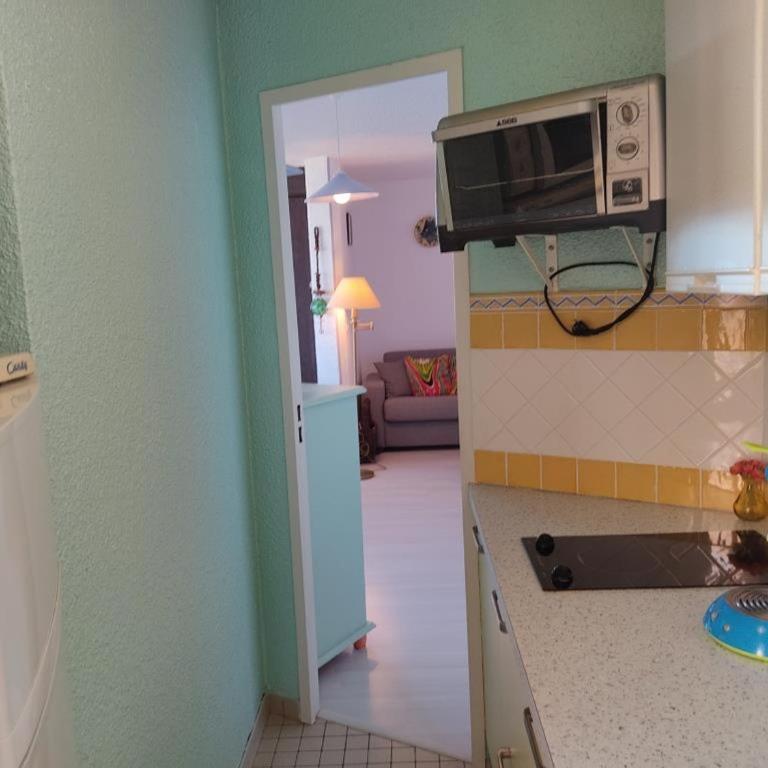 T2 Spacieux, Proche Plage, Parking Privé - FR-1-796-82 - Appartement - 14
