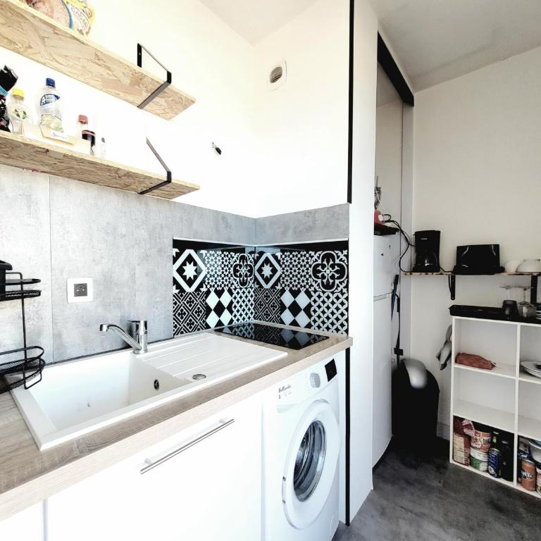 Studio rénové en bord de mer à Canet, proche commodités, idéal pour 3 personnes - FR-1-794-158 - Studio - 6