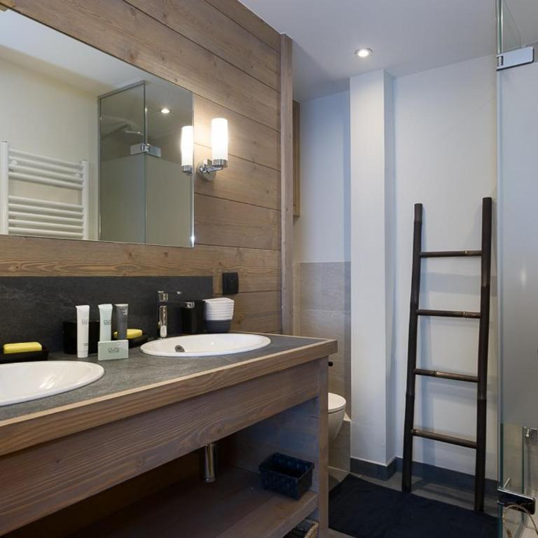 Courchevel 1850 - Appart rénové 3 ch, proche pistes, parking inclus - Appartement 3 Chambres - 4