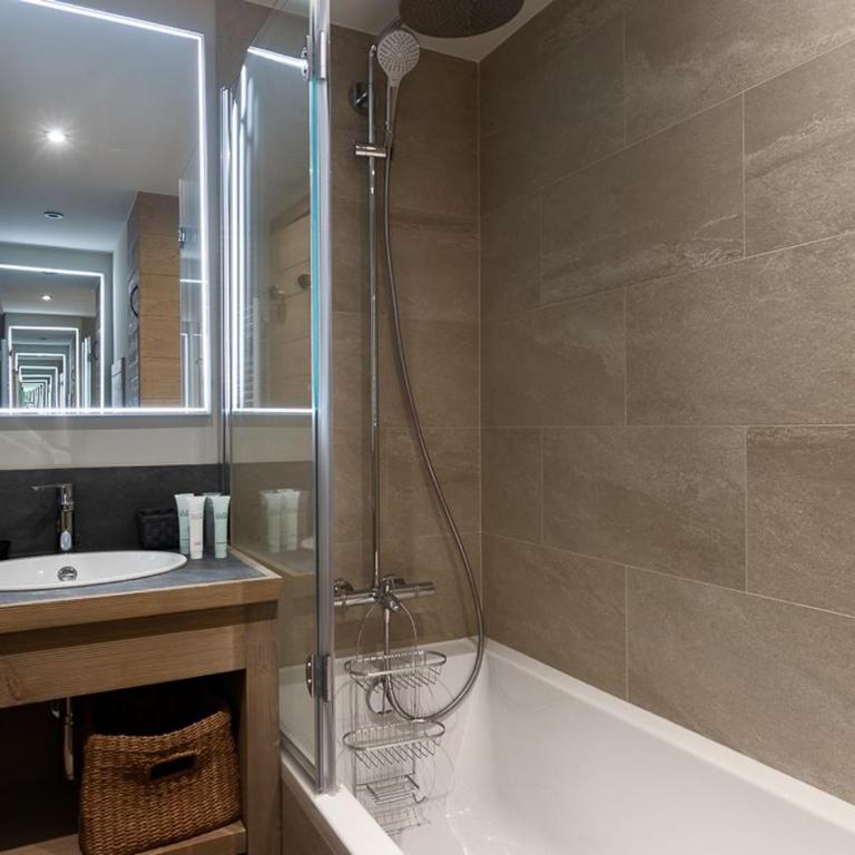 Courchevel 1850 - Appart rénové 3 ch, proche pistes, parking inclus - Appartement 3 Chambres - 11