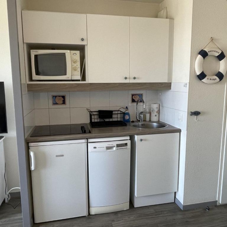 Appartement à Arzon avec piscine, proche plage et voile - FR-1-775-12 - Appartement - 3