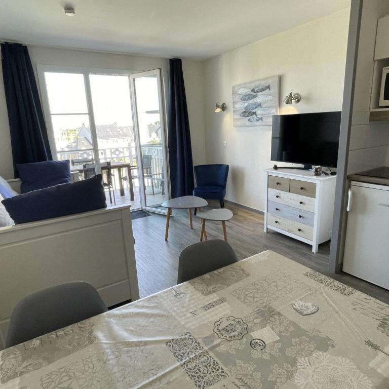 Appartement à Arzon avec piscine, proche plage et voile - FR-1-775-12 - Appartement - 5