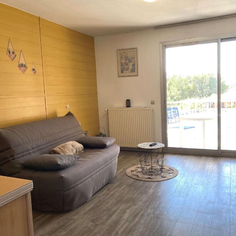 Studio avec Terrasse et Piscine, Parking Inclus - FR-1-553-285 - Studio - 4